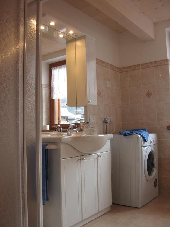 Casa Rondine Διαμέρισμα Molveno Δωμάτιο φωτογραφία