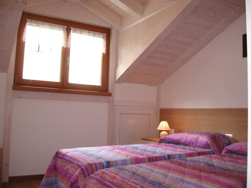 Casa Rondine Διαμέρισμα Molveno Δωμάτιο φωτογραφία